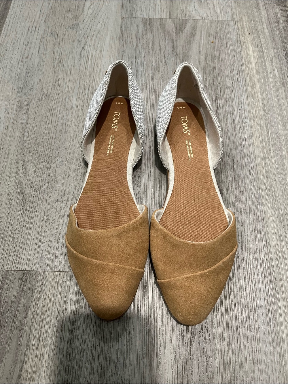 TOMS Women’s Two-Tone Jutti D’Orsay Flats Slip ons. Size 8.5. New.